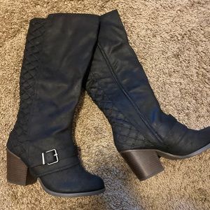 Fergalicious Larissa Women's Tall Boots Sz 7.5 NWT